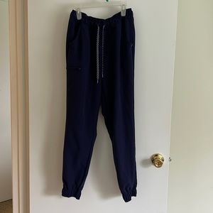 Jaanuu scrub joggers size small color navy.